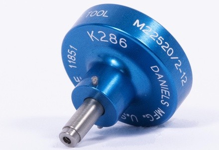 K286 Positionierer für M22520/2-01, passend für folgende Kontakte: M24308/14, M24308/15, M39029/65-370, M39029/65-371, M39029/66-372, M39029/66-373.